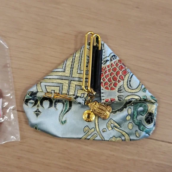 Change purses - Picture 2 of 4